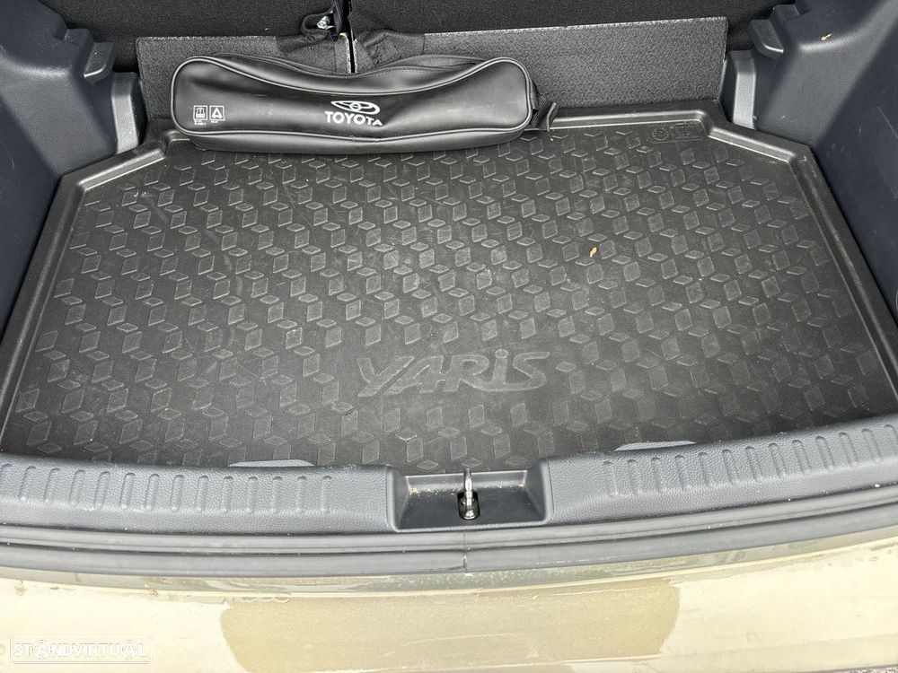 Toyota Yaris 1.0 VVT-i Comfort Plus - 11