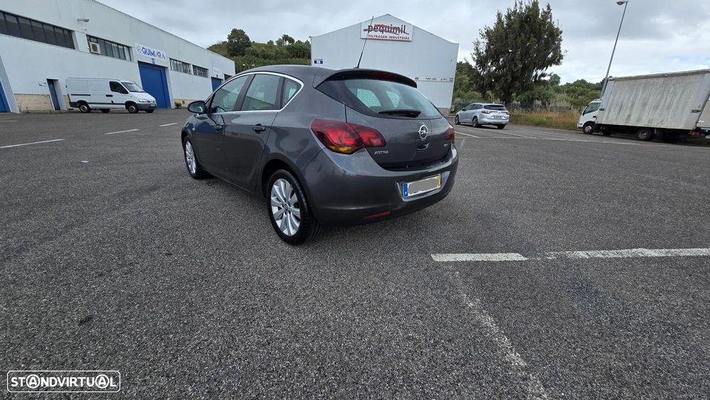 Opel Astra 1.7 CDTI Enjoy - 8