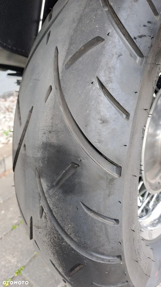 Suzuki Intruder - 21