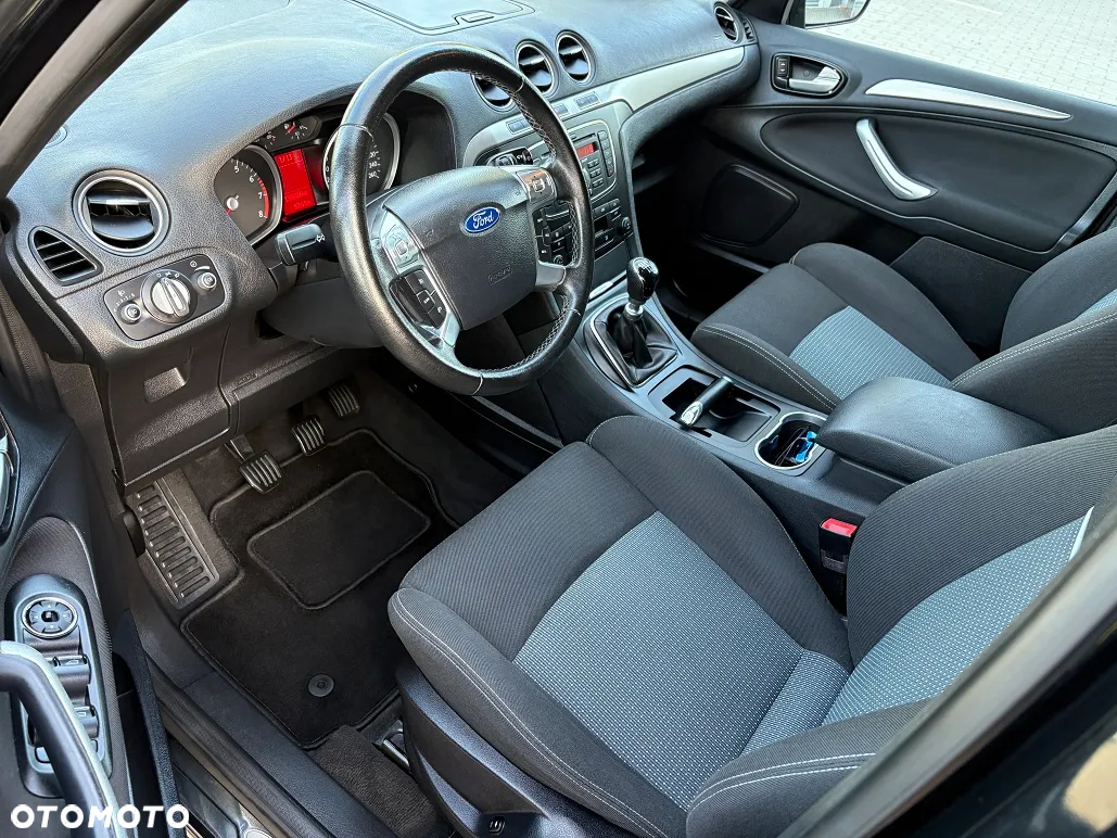Ford S-Max - 7