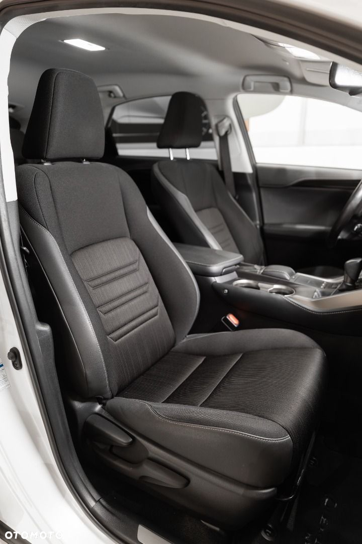Lexus NX - 11