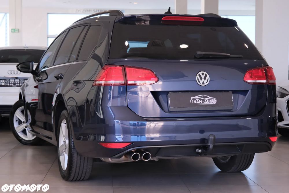 Volkswagen Golf 2.0 BlueTDI Comfortline - 12