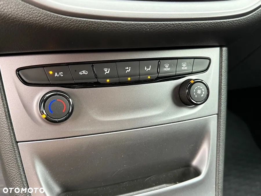 Opel Astra 1.4 Selection - 21