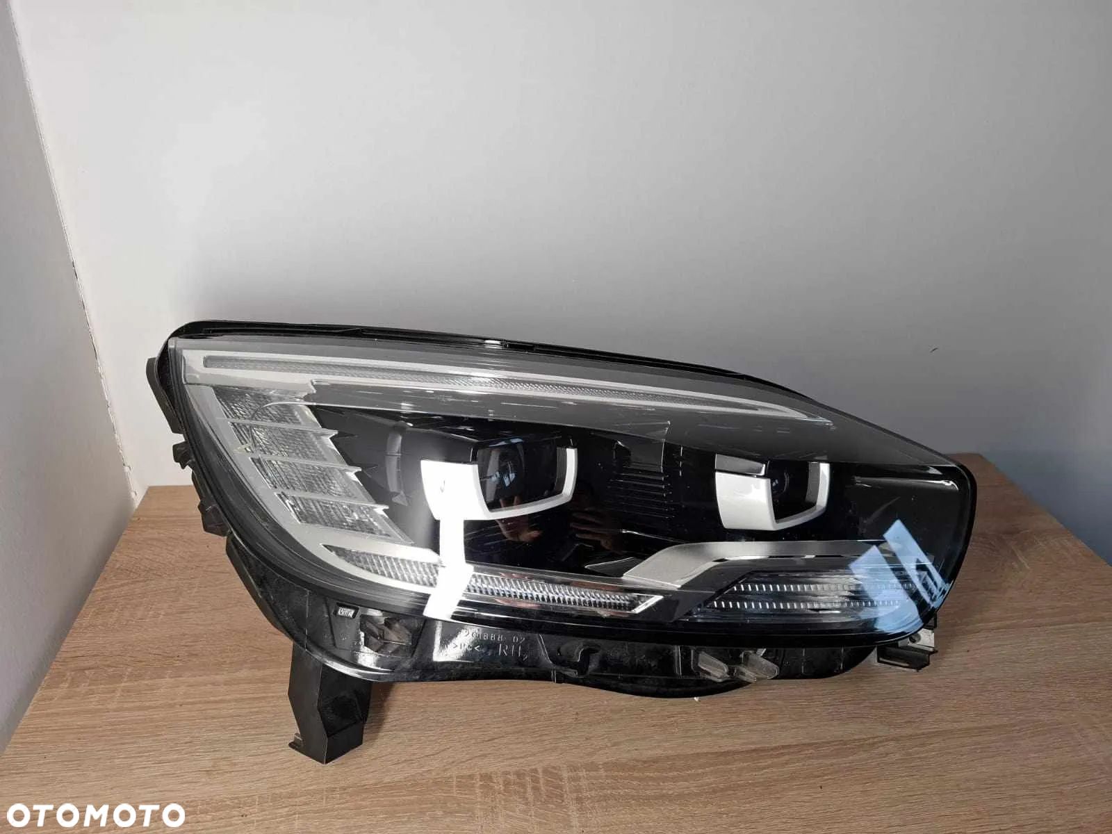 LAMPA PRAWA PRZEDNIA PRZÓD LEWA RENAULT SCENIC IV 4 16- FULL LED 260109047R - 1