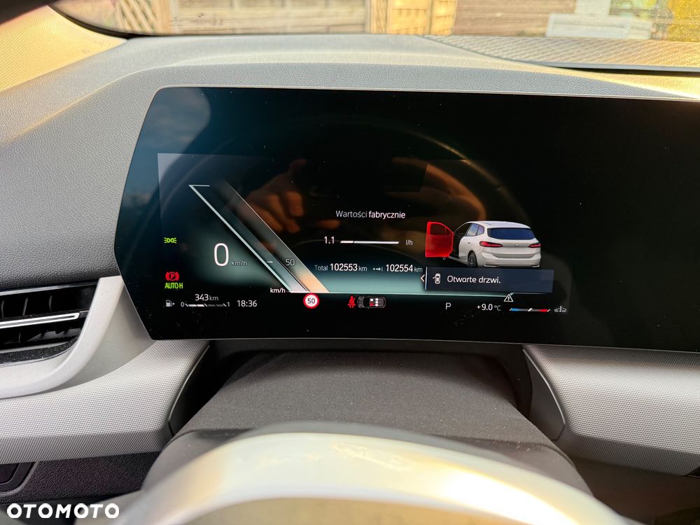 BMW Seria 2 218i - 34