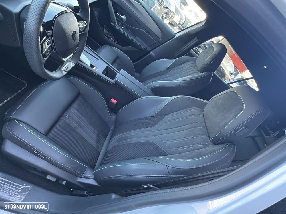 Peugeot e-408 58 kWh GT — fotografia 9