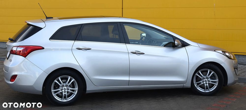 Hyundai i30 blue 1.6 GDI DCT Premium - 10