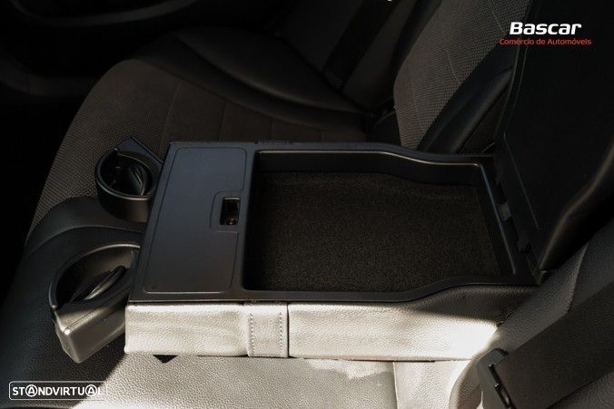 Mercedes-Benz C 300 BlueTEC Hybrid Avantgarde - 21