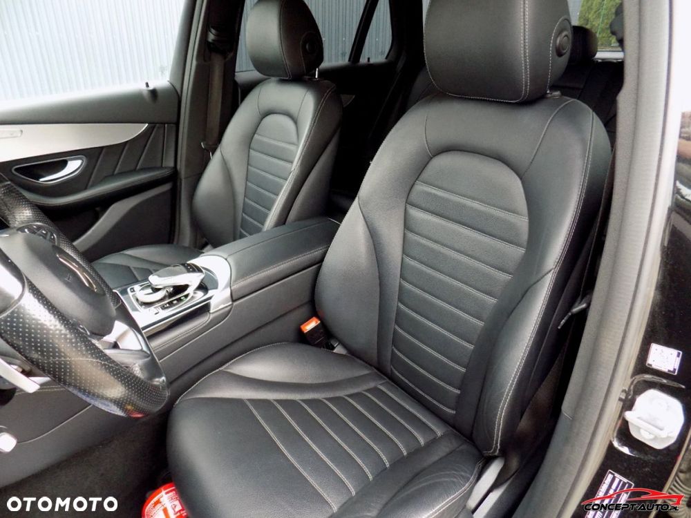 Mercedes-Benz GLC - 21