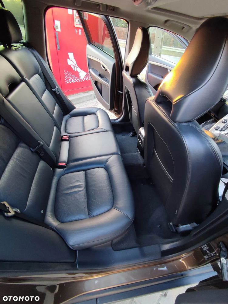 Volvo XC 70 D5 AWD Summum - 29
