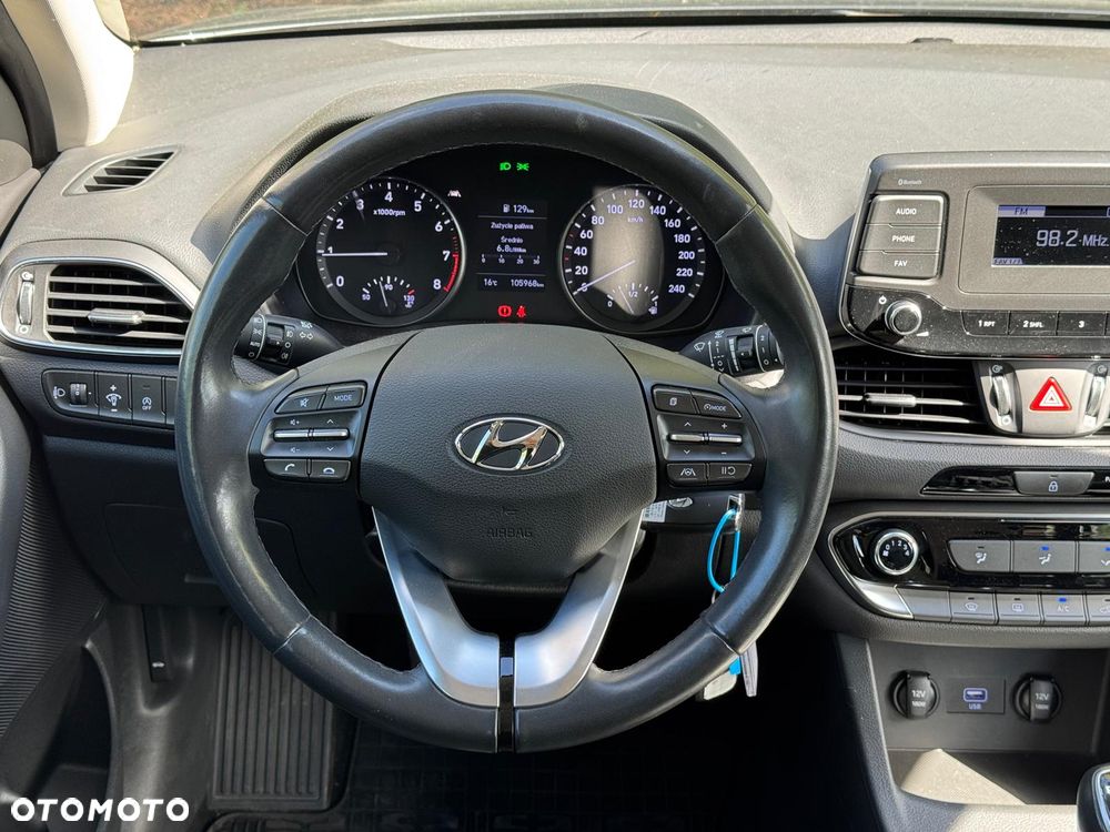 Hyundai i30 1.5 DPI Modern - 15