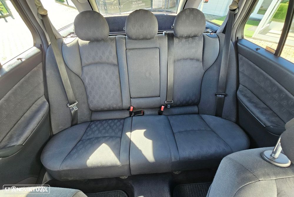 Mercedes-Benz C 220 CDi Classic - 20