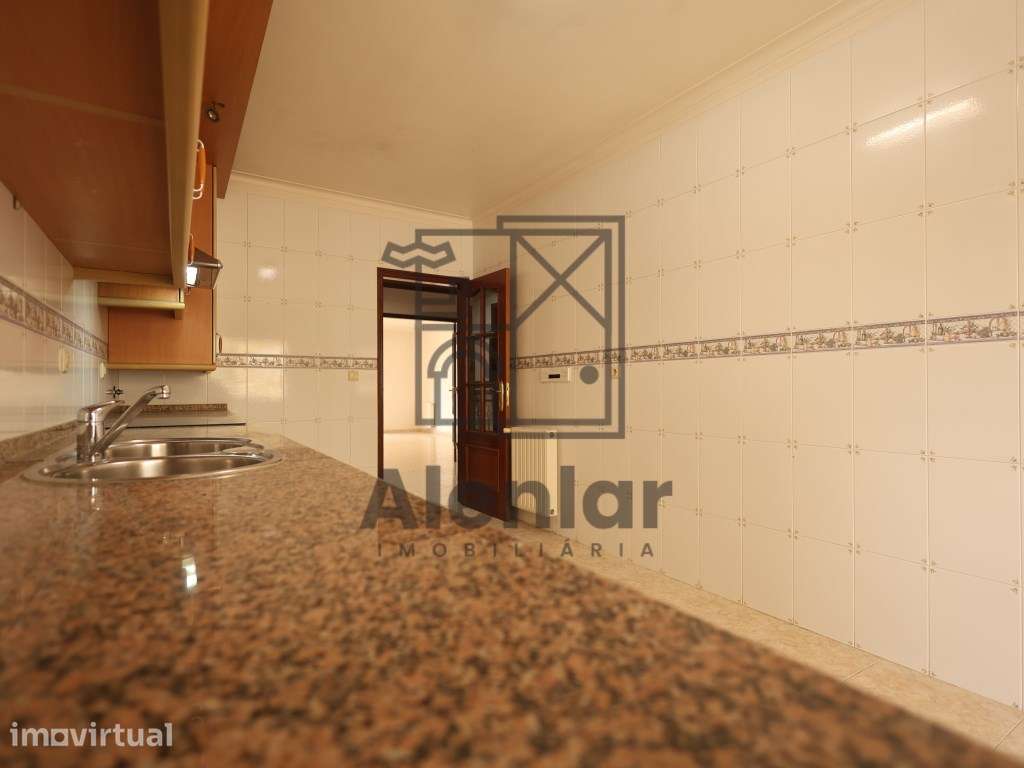 Apartamento T3 para Arrendamento - Castanheira do Ribatejo - Grande imagem: 3/25
