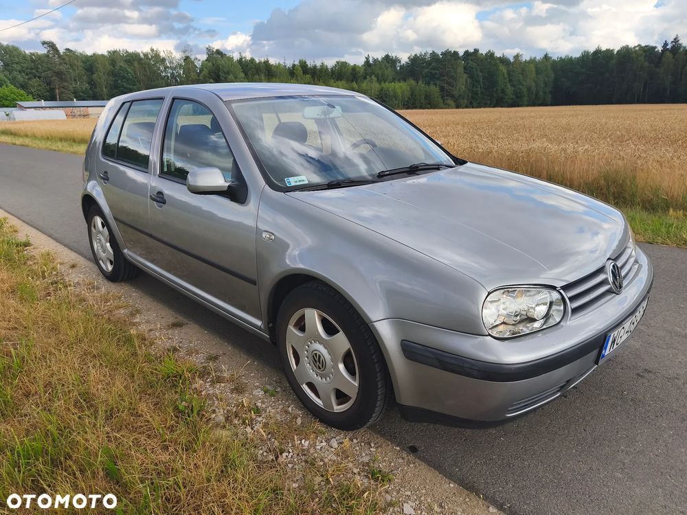 Volkswagen Golf 1.6 Comfortline - 2