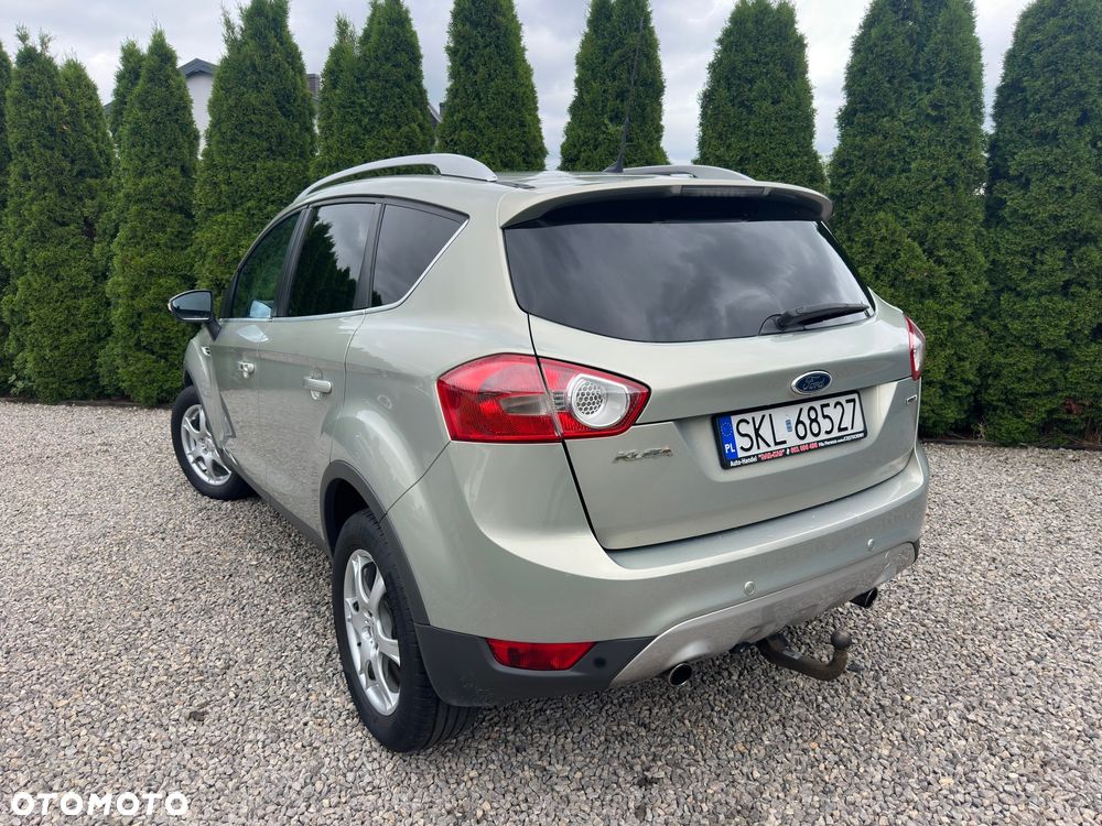 Ford Kuga 2.0 TDCi 4x4 Titanium - 4
