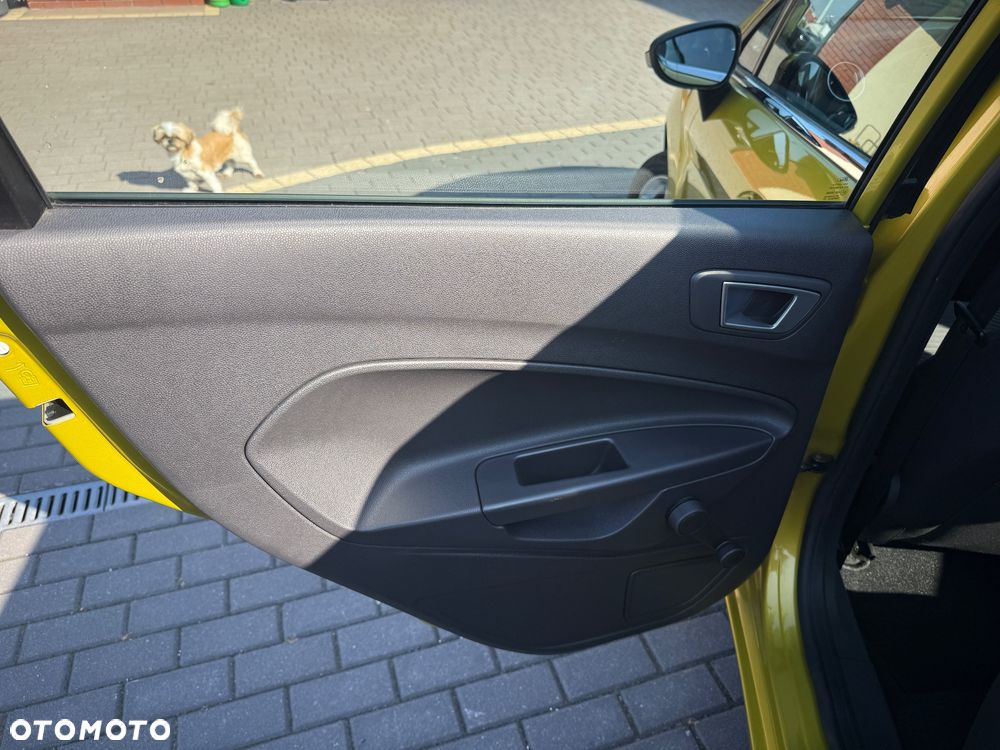 Ford Fiesta 1.6 Ti-VCT Titanium - 12