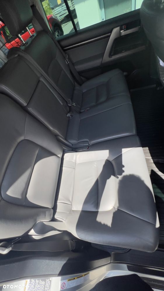 Toyota Land Cruiser LC 4.5 D-4D Prestige - 21