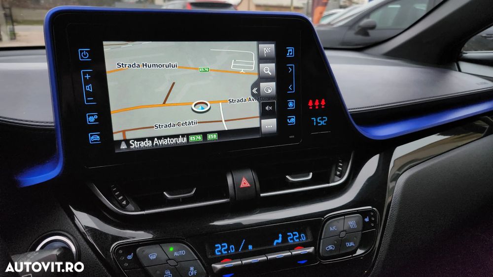 Toyota C-HR 1.8 HSD 122 CP 4x2 CVT C-ult Style bi-tone - 18