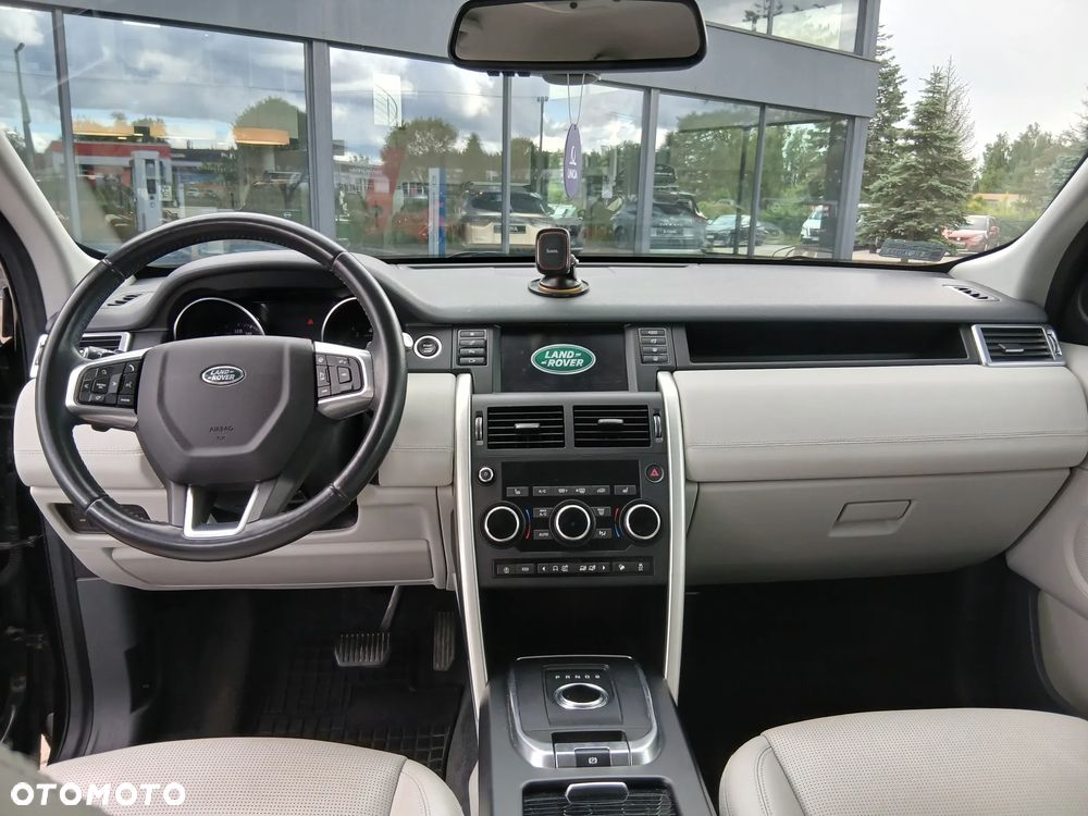 Land Rover Discovery Sport 2.0 Si4 Pure - 10