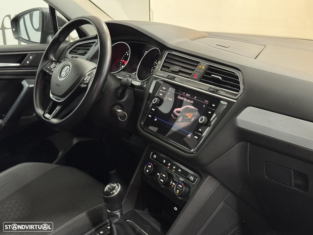 VW Tiguan Allspace 2.0 TDI Life - 37