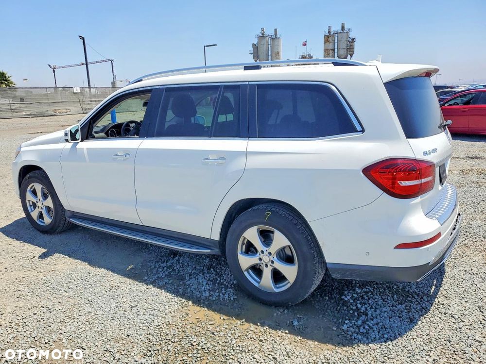 Mercedes-Benz GLS - 2