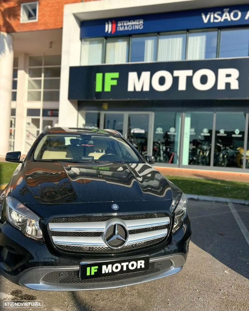Mercedes-Benz GLA 180 - 1