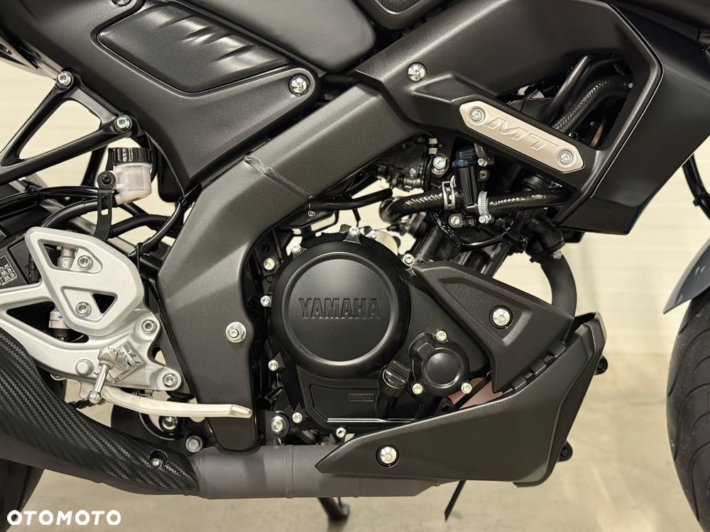Yamaha MT - 13