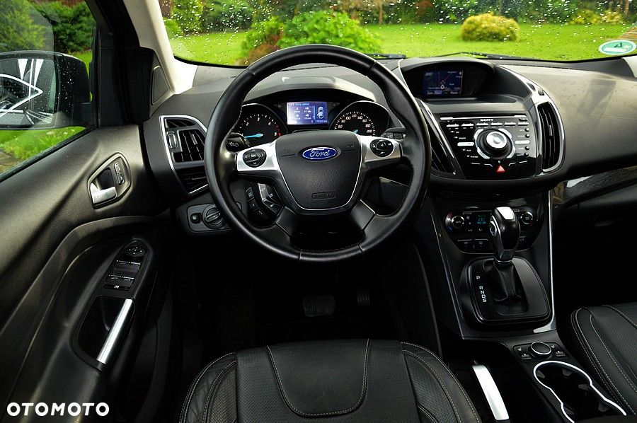 Ford Kuga 2.0 TDCi Individual MPS6 - 26