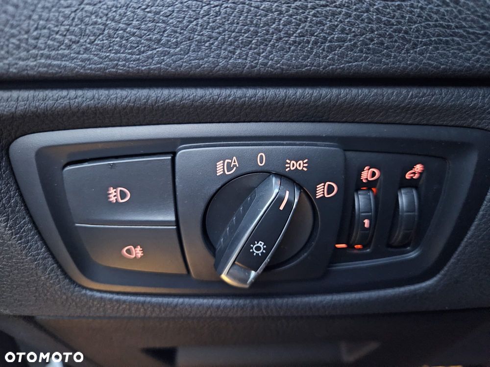 BMW Seria 1 118i GPF M Sport Shadow - 17