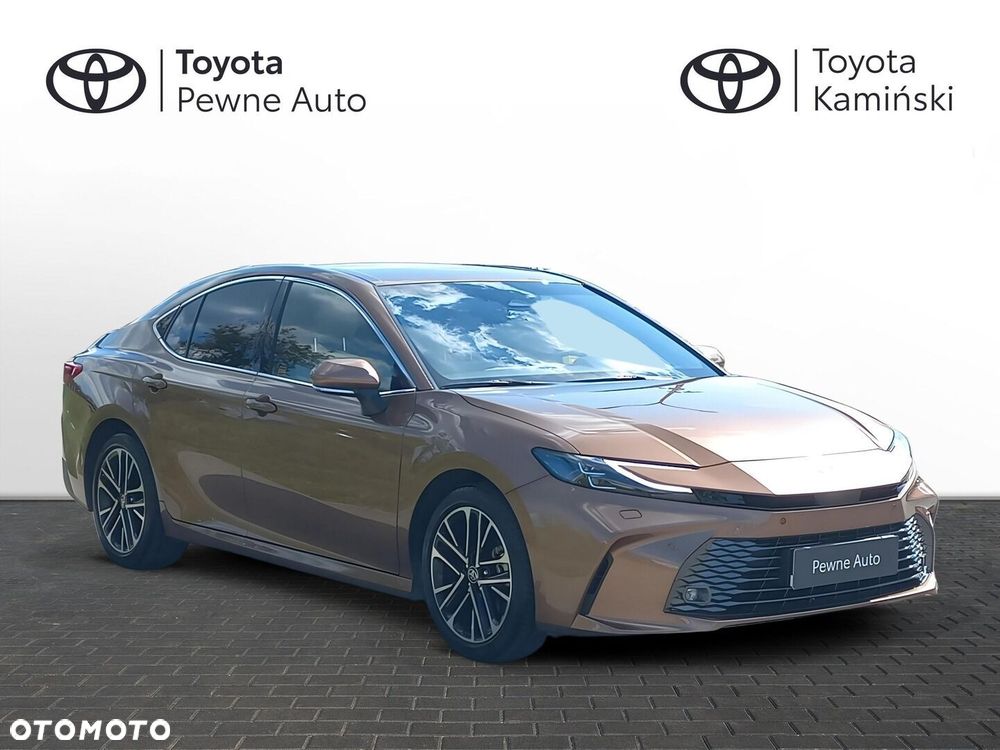 Toyota Camry - 7