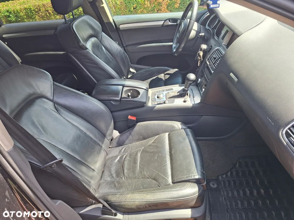 Audi Q7 - 10