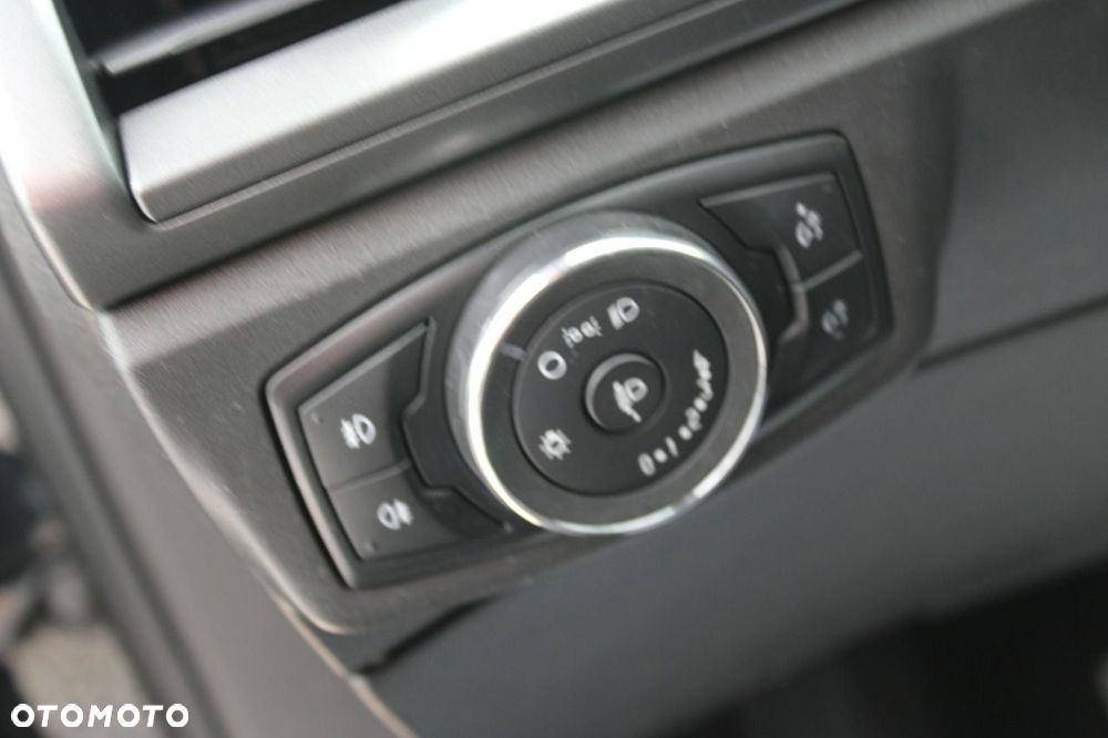 Ford Mondeo - 15