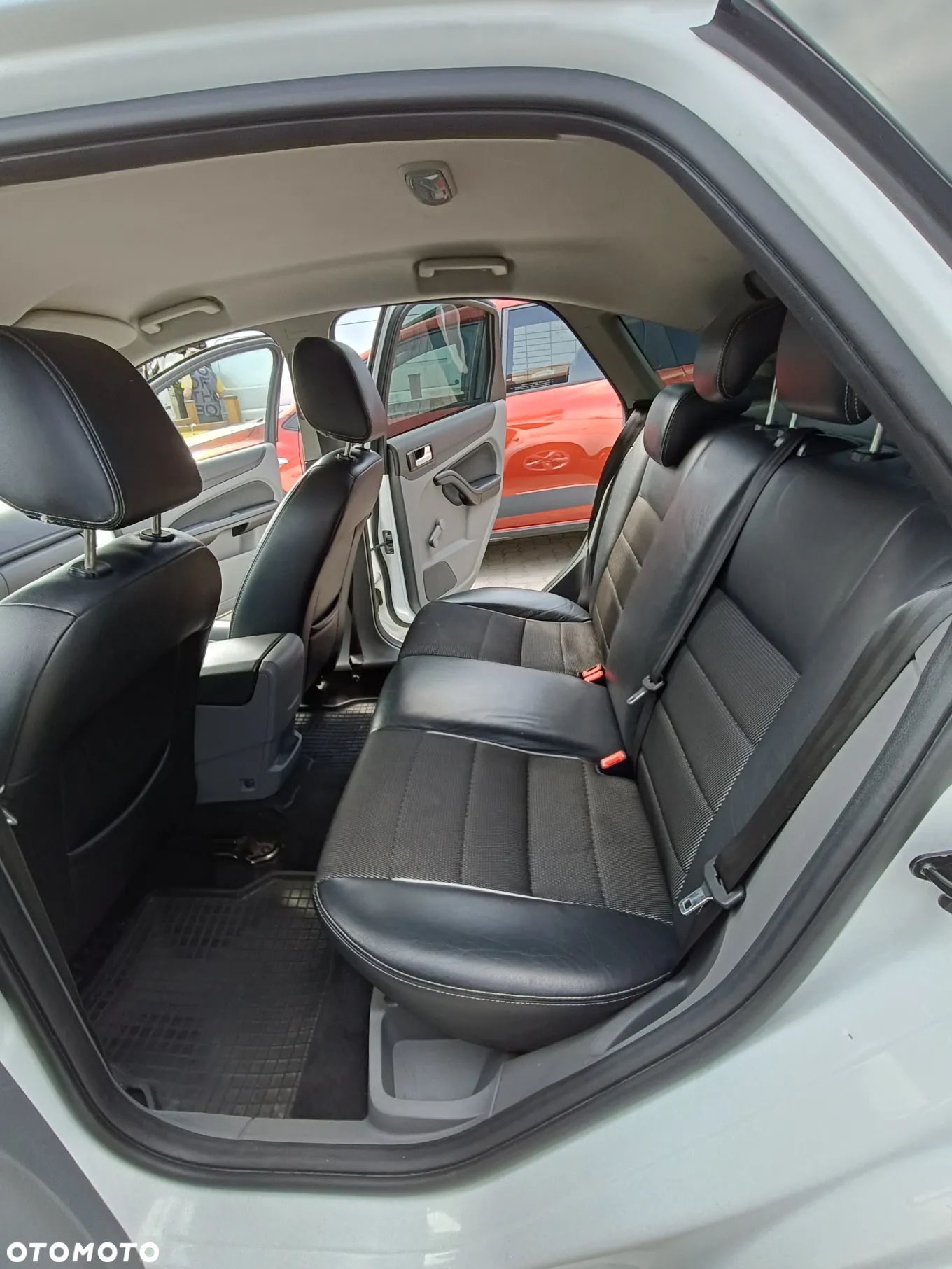 Ford Focus 1.6 TDCi Econetic - 12