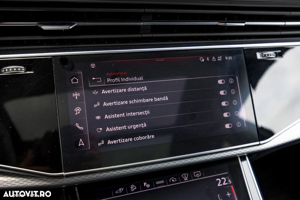 Audi SQ8 - 32