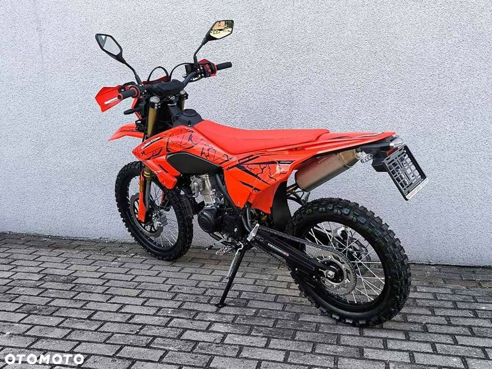 QJMOTOR COV 125X - 5