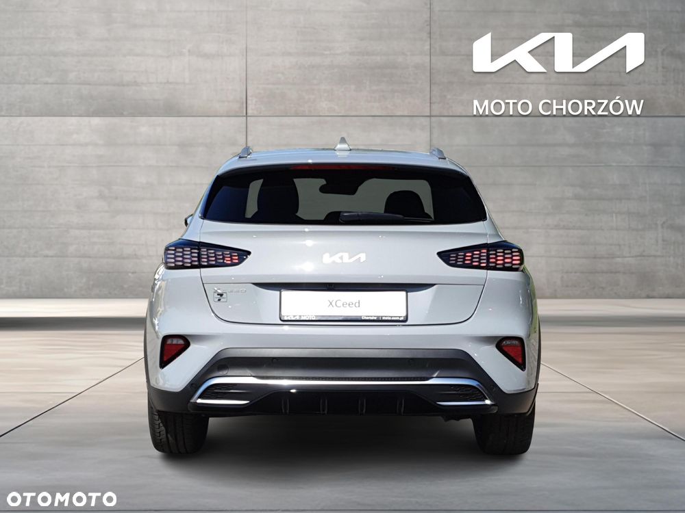 Kia XCeed 1.6 T-GDI Tribute DCT - 4