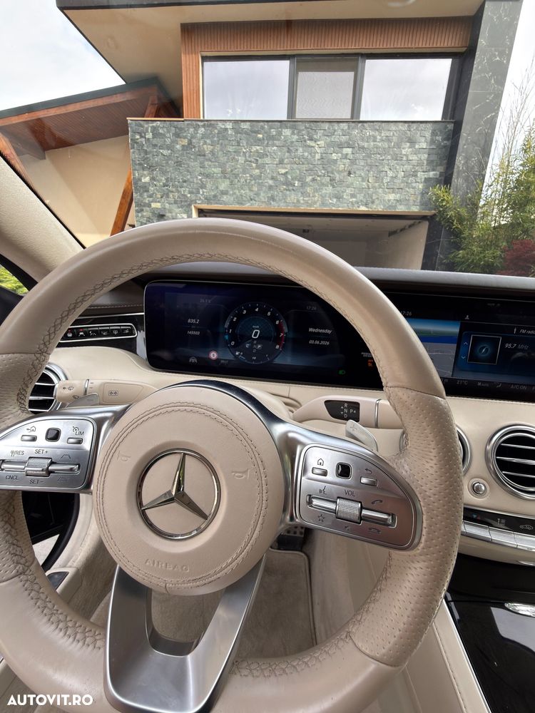 Mercedes-Benz S 560 4MATIC Aut - 11