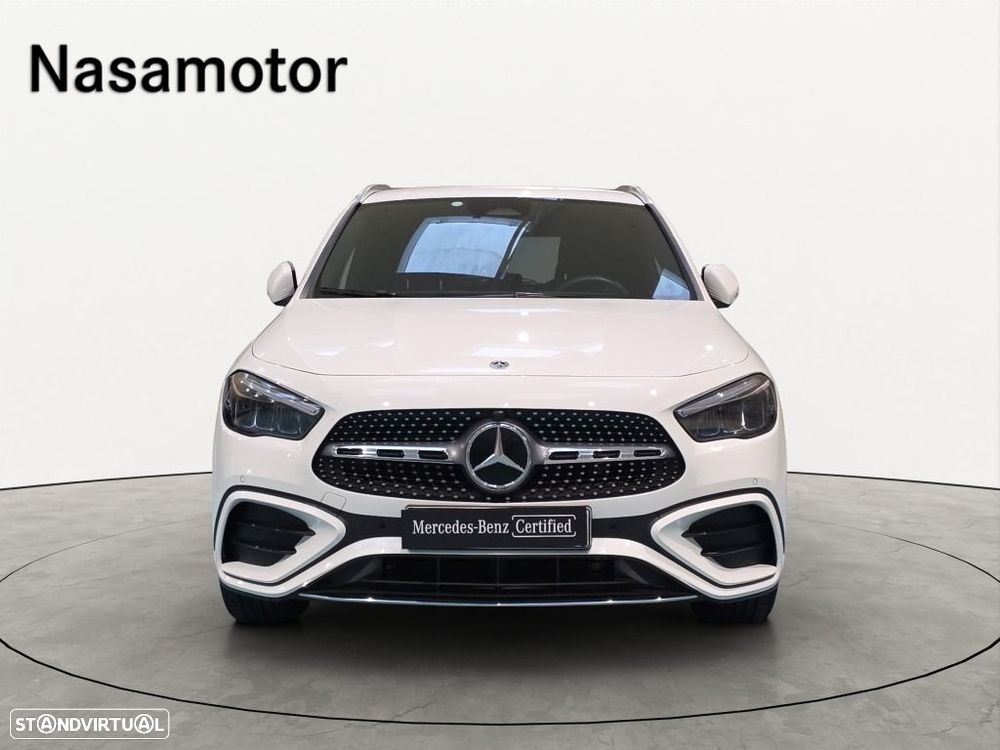 Mercedes-Benz GLA 180 - 6
