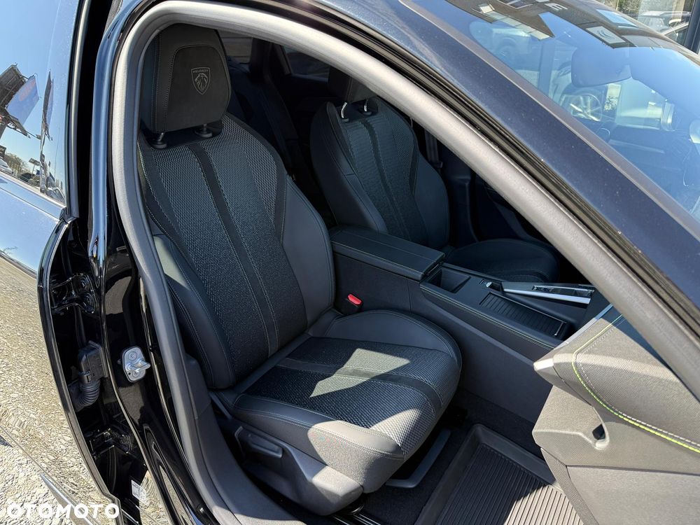 Peugeot 308 Hybrid 136 e-DSC6 GT - 26