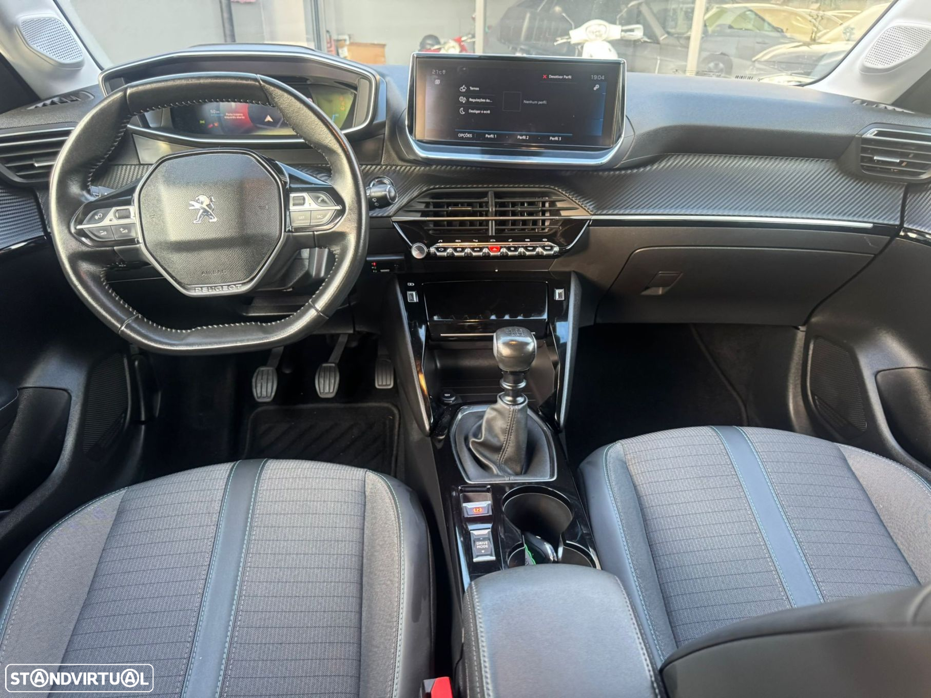 Peugeot 208 1.2 PureTech Allure Pack - 4