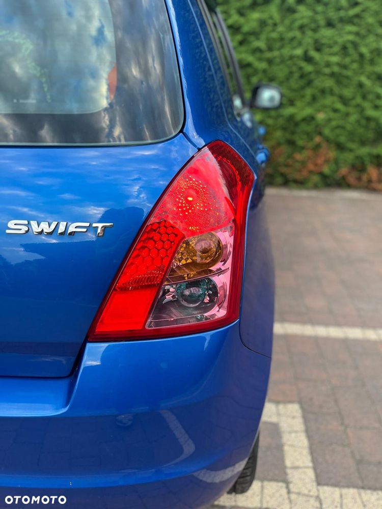 Suzuki Swift 1.3 Club - 14