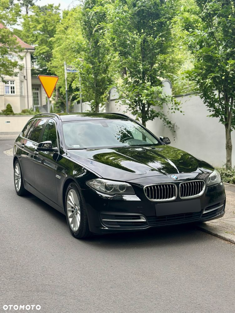 BMW Seria 5 520d xDrive - 8