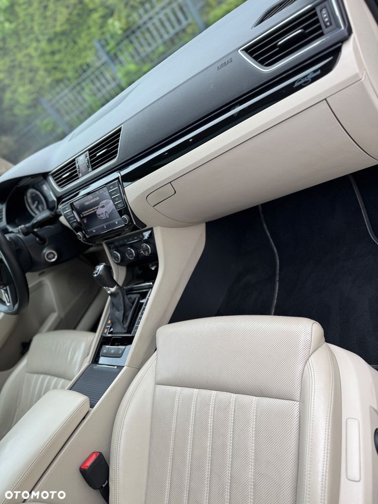 Skoda Superb 2.0 TSI L&K DSG - 8