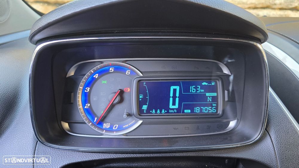 Chevrolet Trax 1.7 VCDi LT - 17