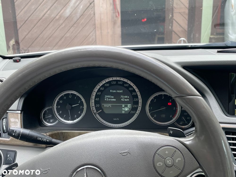 Mercedes-Benz Klasa E 350 CDI 4-Matic BlueEff - 6