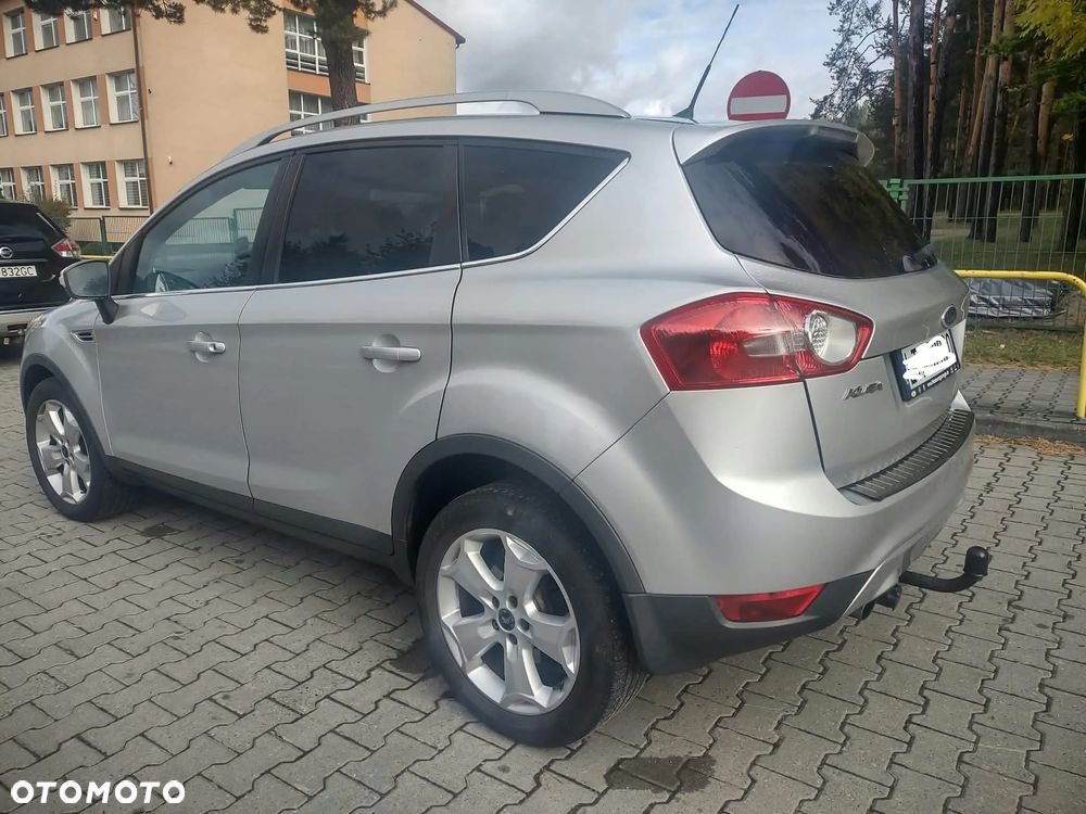 Ford Kuga 2.0 TDCi Titanium - 8