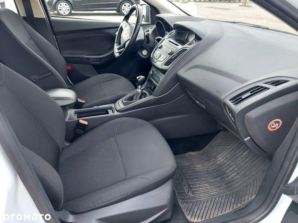 Ford Focus 1.5 TDCi Trend - 9