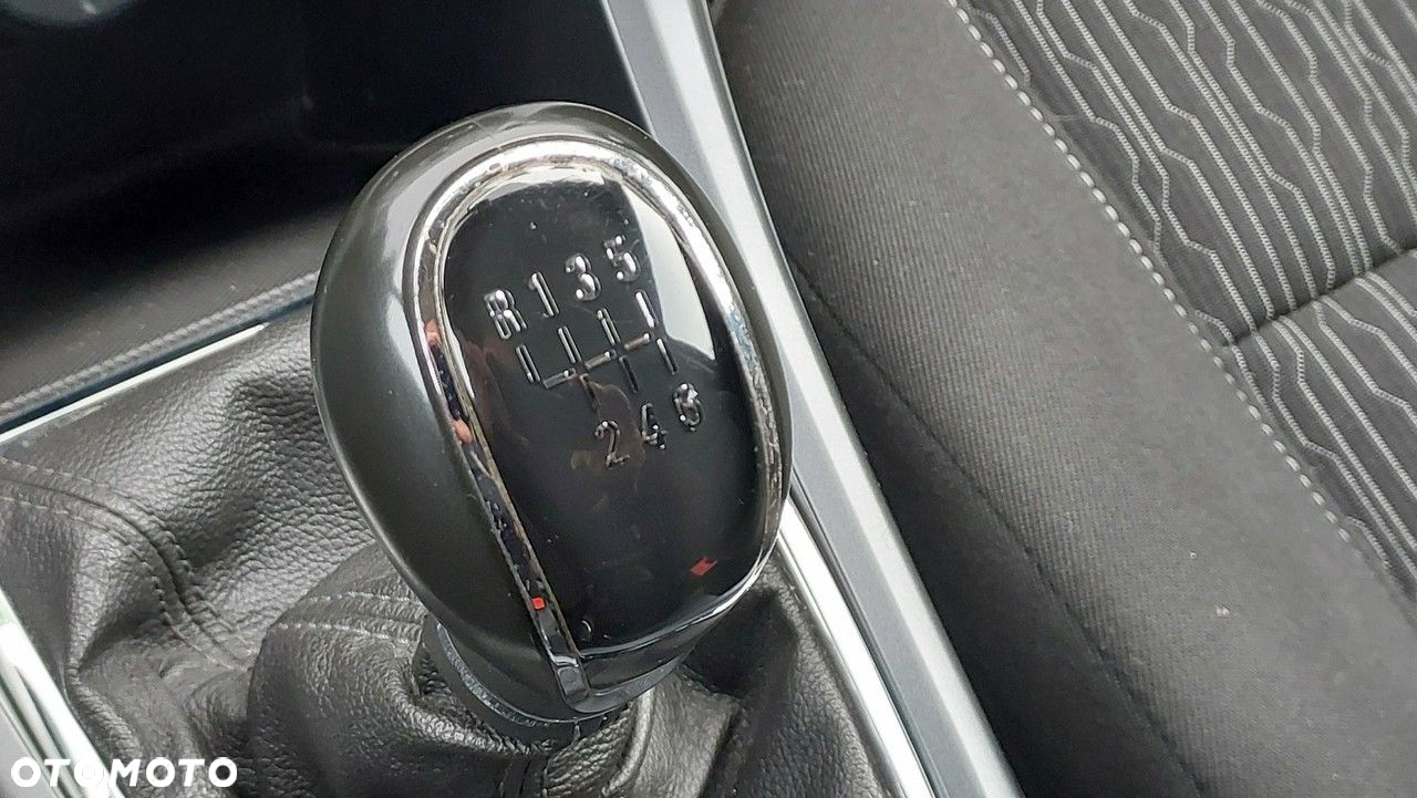 Opel Astra - 32
