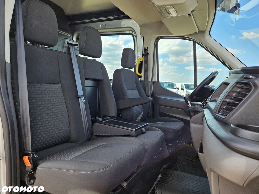 Ford Transit - 21