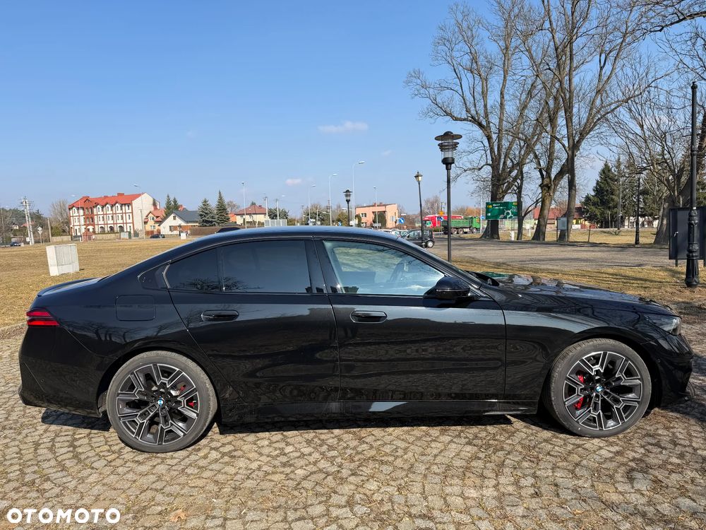 BMW Seria 5 540d xDrive mHEV M Sport - 10